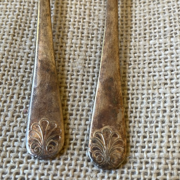 Vintage silver plate England Jelly or Jan tea spoons set of 2 - Picture 2 of 8